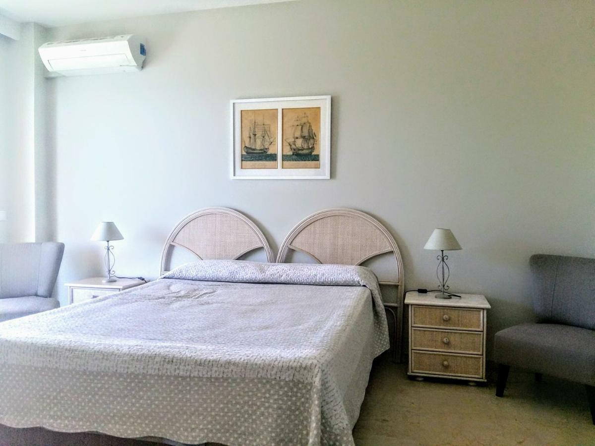 Estudio En 1A Linea Torremolinos Bagian luar foto